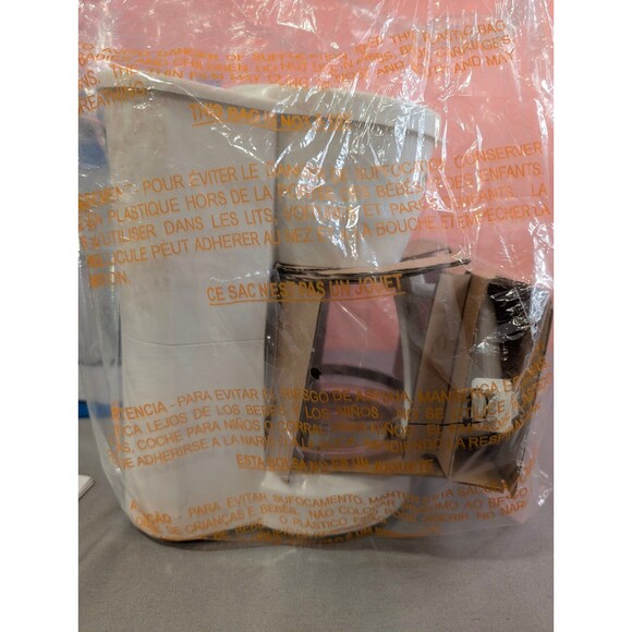 Black & Decker 5 Cup Coffeemaker White DCM600W - Picture 5 of 5